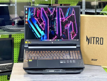 Acer Nitro V16 ANV16-61 1